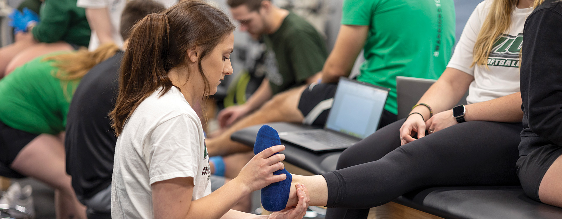 WLC students in sport and exercise science lab